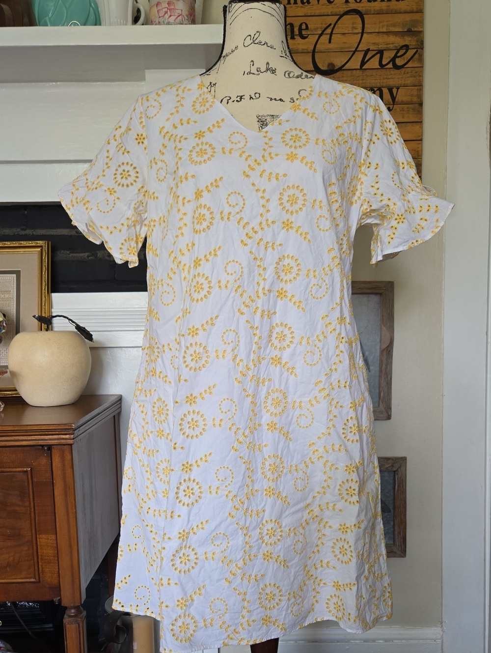 Isaac Mizrahi White Knee Length Dress with Yellow Floral Embroidery